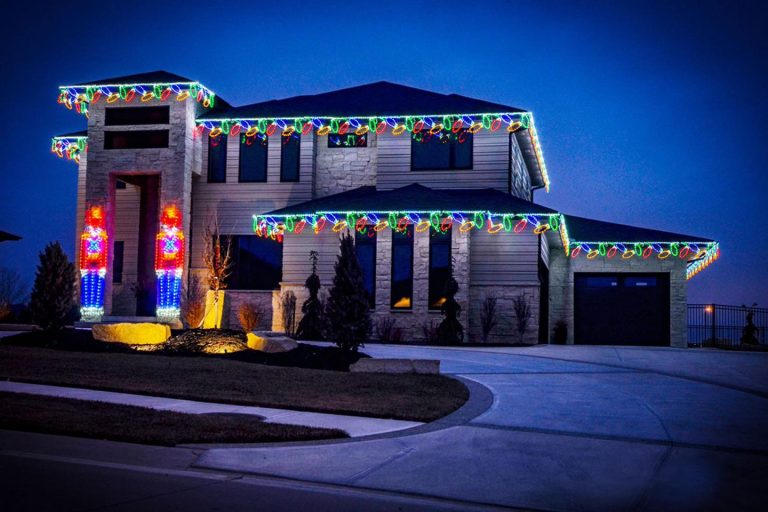 Expert LED Christmas Light Installation In Rose Hill, TX